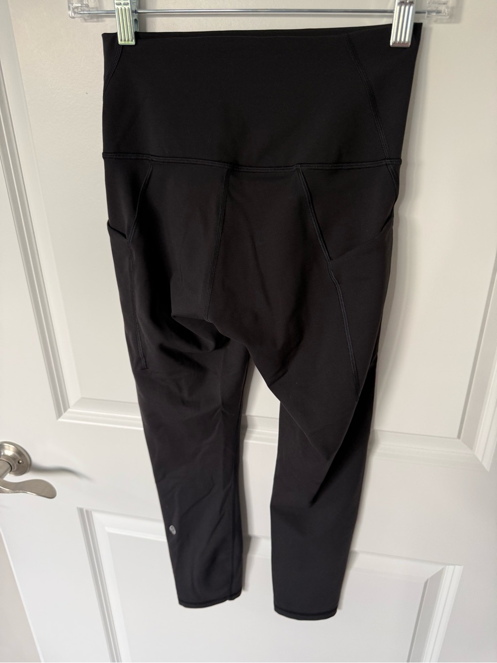 Lululemon Wunder Train High Rise Crop With Pockets 23” Size 6